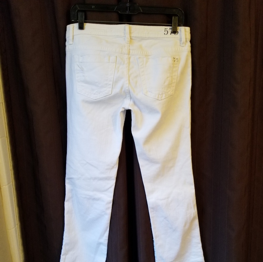 575 White Denim Boot Cut Jeans Size 29
